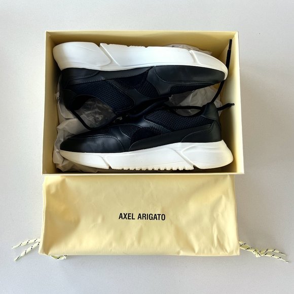 Axel Arigato Sneakers - Size 8 - Picture 6 of 6